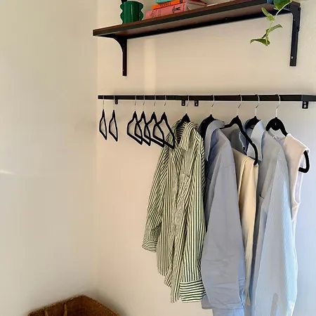 Modern Tiny House With Big Comfort 营地 埃斯坦巴