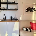 Kamp alanı Modern Tiny House With Big Comfort Estômbar